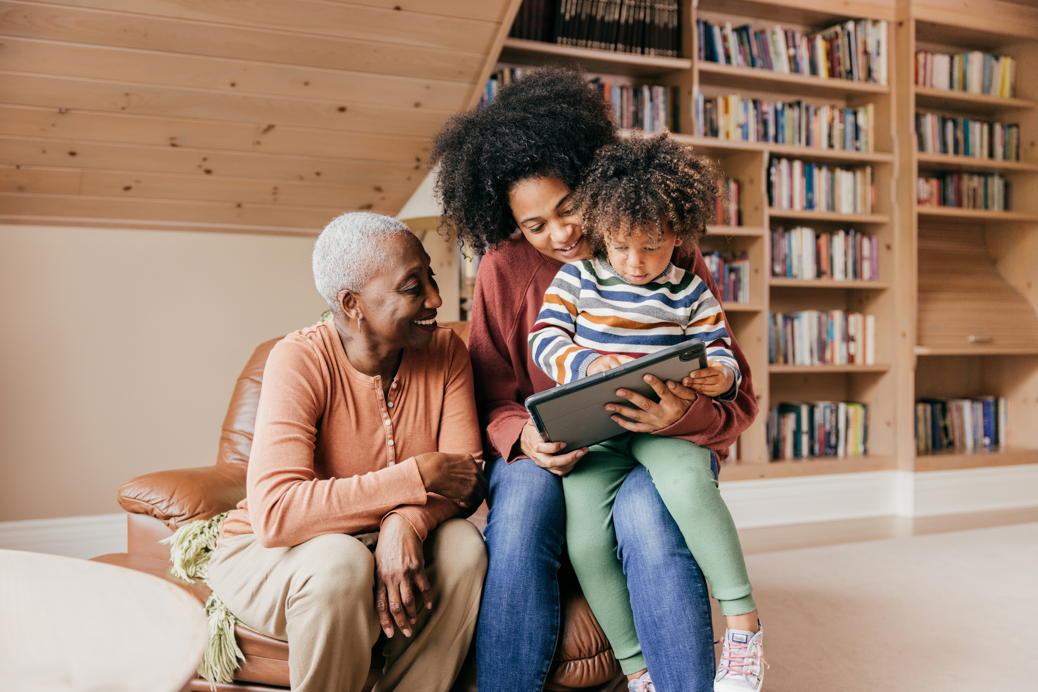 Family using tablet